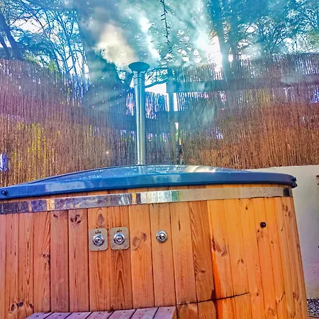 L'entre Nous, Jacuzzi Prive Et Piscine A Carcassonne